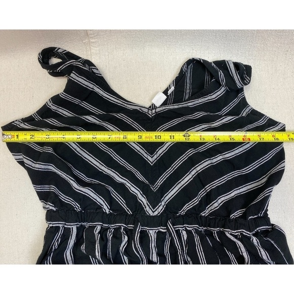 Gap Wide-Leg Crop Jumpsuit black white chevron stripe - Picture 5 of 8